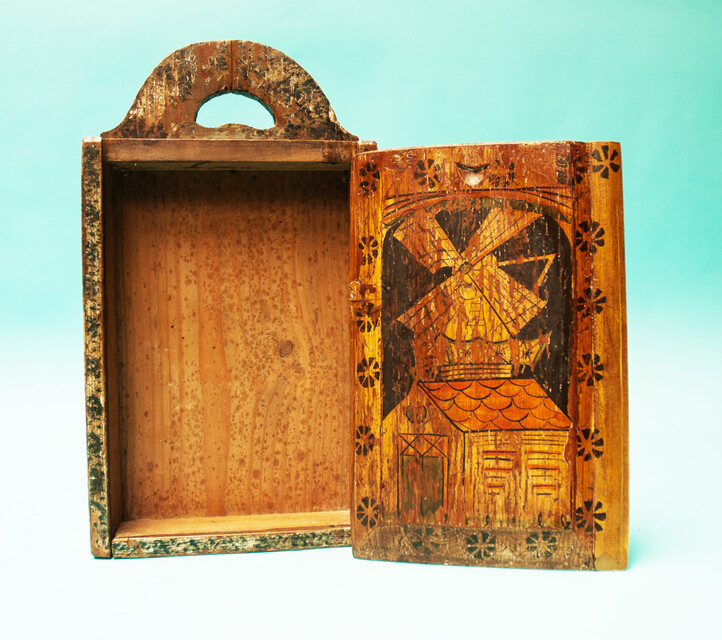 A 19th C. Frisian schoolbox with a windmill.