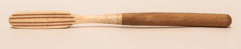 A French sheet with nine different brushes.