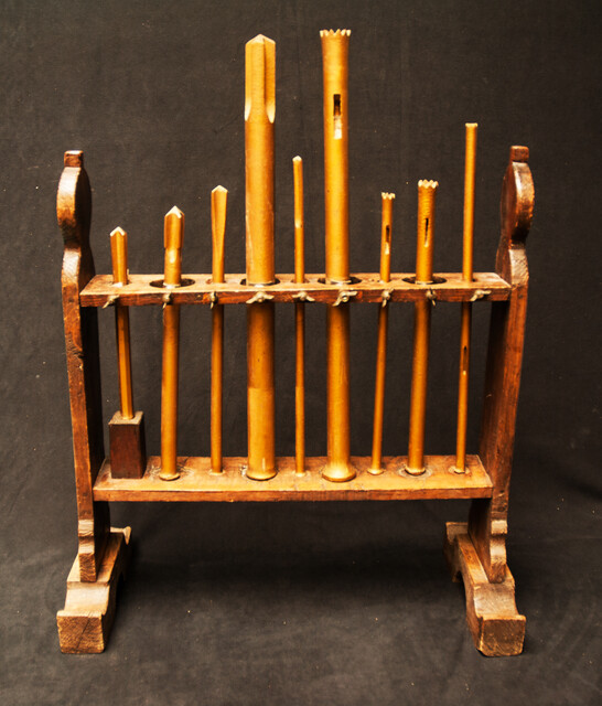 A very rare rack with a set of  9 steel stonemasons drills.