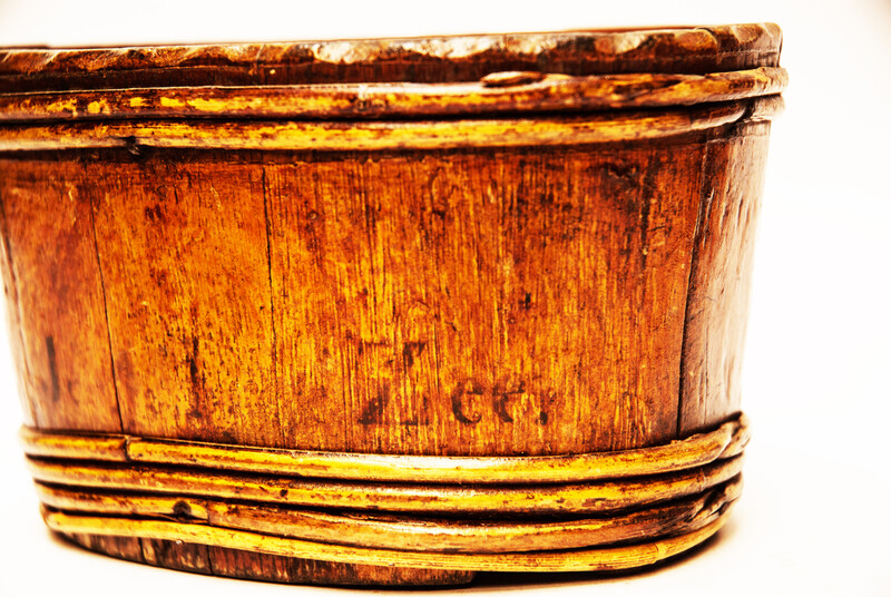 Three nineteenth century Dutch Cooped containers among which one for lapwing eggs and one for soap.